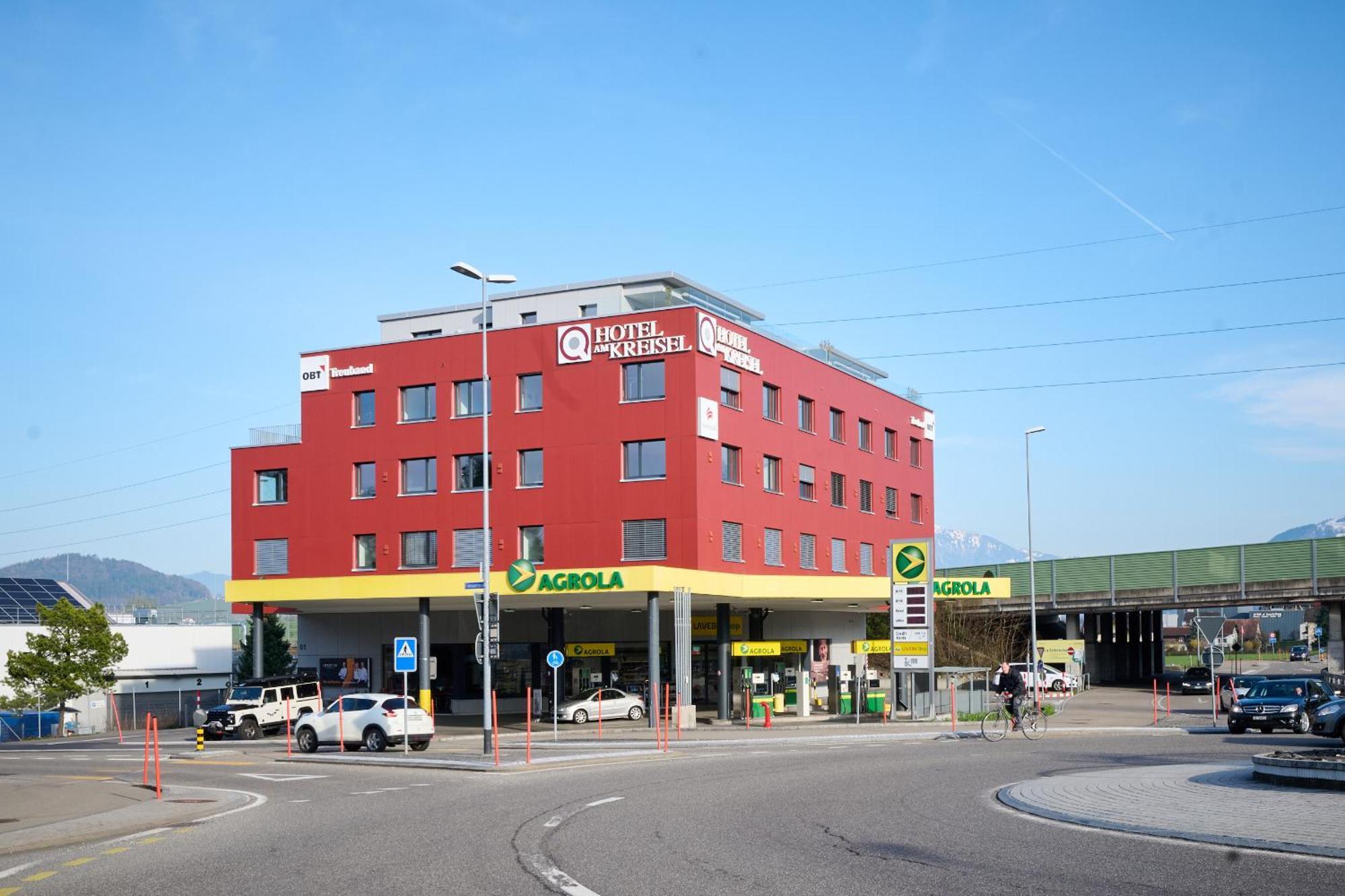 Hotel am Kreisel: Self-Service Check-In Hotel Lachen Exterior foto