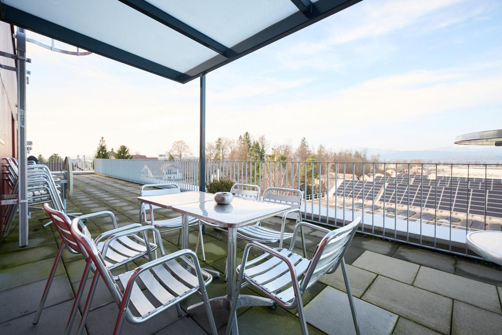 Hotel am Kreisel: Self-Service Check-In Hotel Lachen Exterior foto